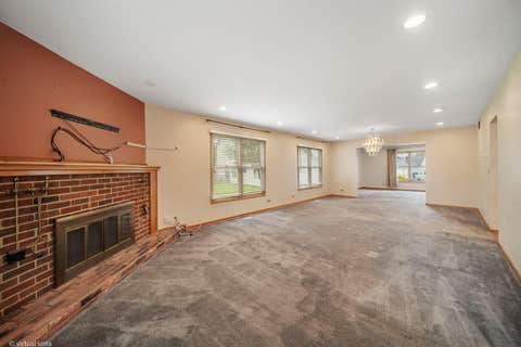 Tiny photo for 114 Wren Court, Glendale Heights, IL 60139 (MLS # 12714924)