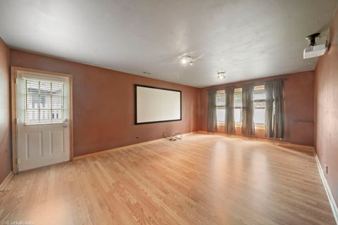 Tiny photo for 114 Wren Court, Glendale Heights, IL 60139 (MLS # 12714924)