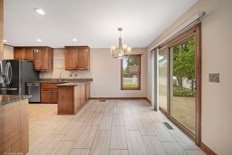 Tiny photo for 114 Wren Court, Glendale Heights, IL 60139 (MLS # 12714924)