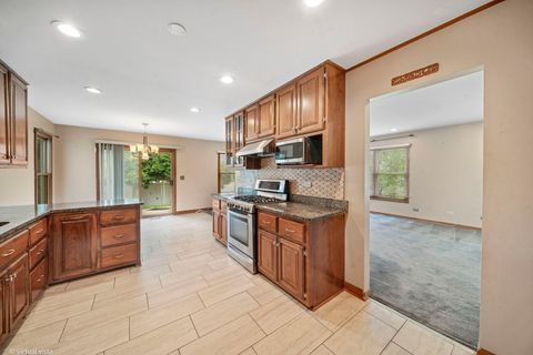 Tiny photo for 114 Wren Court, Glendale Heights, IL 60139 (MLS # 12714924)