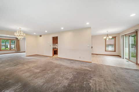 Tiny photo for 114 Wren Court, Glendale Heights, IL 60139 (MLS # 12714924)