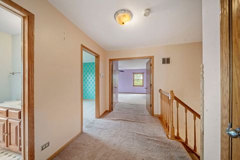 Tiny photo for 114 Wren Court, Glendale Heights, IL 60139 (MLS # 12714924)