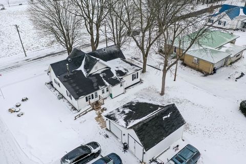 A home in Cerro Gordo