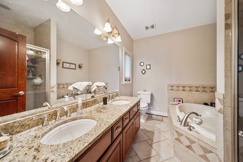 Tiny photo for 21437 Breton Road, Frankfort, IL 60423 (MLS # 12448306)