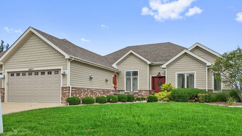 Tiny photo for 21437 Breton Road, Frankfort, IL 60423 (MLS # 12448306)
