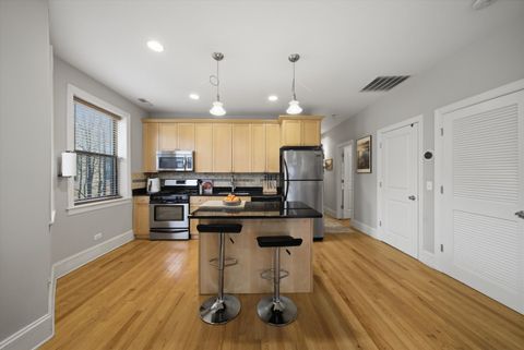 Tiny photo for 7633 N Greenview Avenue #3W, Chicago, IL 60626 (MLS # 12639516)