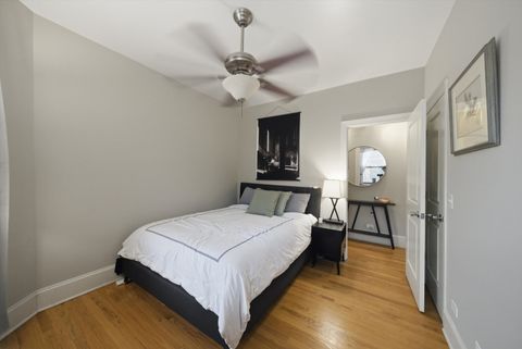 Tiny photo for 7633 N Greenview Avenue #3W, Chicago, IL 60626 (MLS # 12639516)