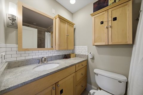 Tiny photo for 7633 N Greenview Avenue #3W, Chicago, IL 60626 (MLS # 12639516)