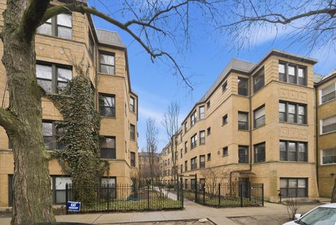 Photo of 7633 N Greenview Avenue #3W, Chicago, IL 60626 (MLS # 12639516)