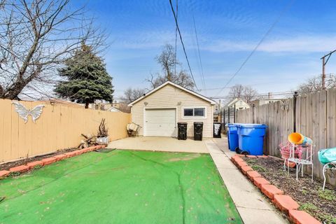 Tiny photo for 1421 N Hamlin Avenue, Chicago, IL 60651 (MLS # 12610790)