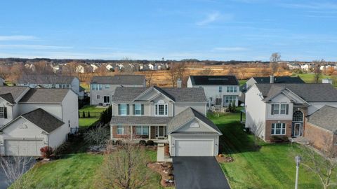 Tiny photo for 3121 Drury Lane, Carpentersville, IL 60110 (MLS # 12523525)