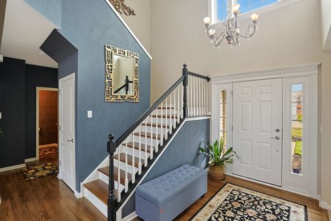 Tiny photo for 3121 Drury Lane, Carpentersville, IL 60110 (MLS # 12523525)