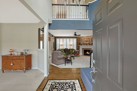 Tiny photo for 3121 Drury Lane, Carpentersville, IL 60110 (MLS # 12523525)