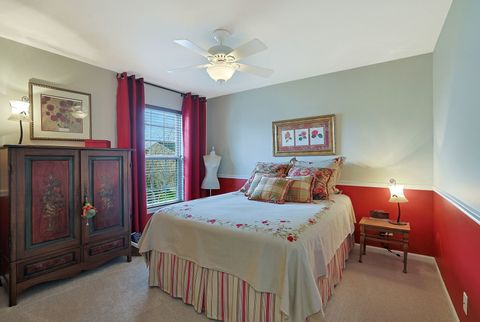 Tiny photo for 3121 Drury Lane, Carpentersville, IL 60110 (MLS # 12523525)