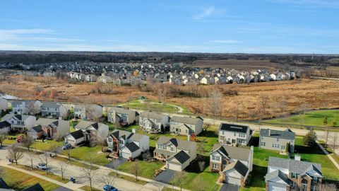 Tiny photo for 3121 Drury Lane, Carpentersville, IL 60110 (MLS # 12523525)