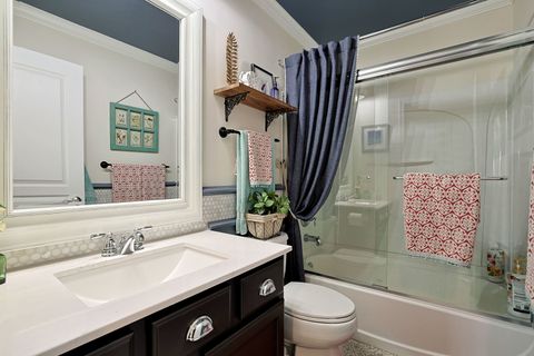 Tiny photo for 3121 Drury Lane, Carpentersville, IL 60110 (MLS # 12523525)