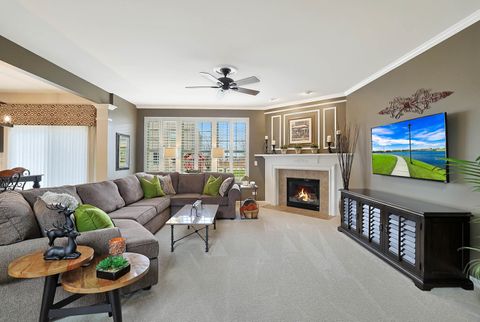 Tiny photo for 3121 Drury Lane, Carpentersville, IL 60110 (MLS # 12523525)