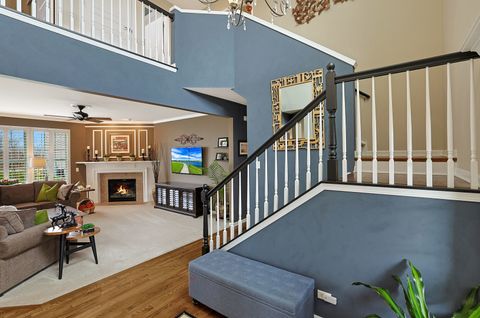 Tiny photo for 3121 Drury Lane, Carpentersville, IL 60110 (MLS # 12523525)