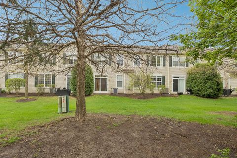 Tiny photo for 725 S Jade Lane, Round Lake, IL 60073 (MLS # 12631062)