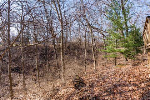 Tiny photo for 28147 217th Street, Le Claire, IA 52753 (MLS # 12599728)