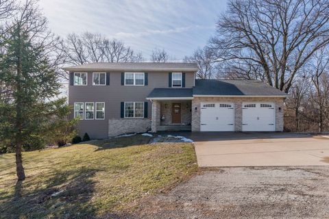Photo of 28147 217th Street, Le Claire, IA 52753 (MLS # 12599728)