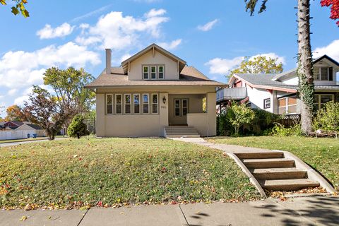 Photo of 995 S Poplar Avenue, Kankakee, IL 60901 (MLS # 12510023)