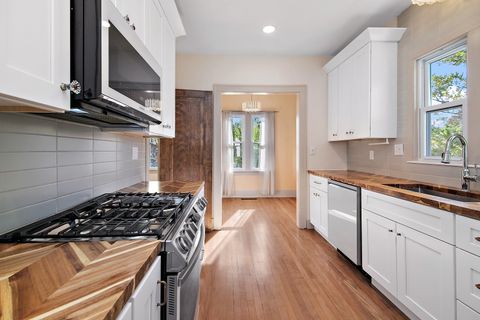 Tiny photo for 995 S Poplar Avenue, Kankakee, IL 60901 (MLS # 12510023)