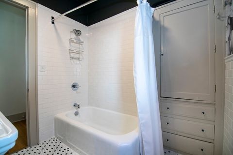 Tiny photo for 995 S Poplar Avenue, Kankakee, IL 60901 (MLS # 12510023)