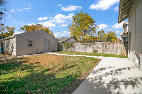 Tiny photo for 995 S Poplar Avenue, Kankakee, IL 60901 (MLS # 12510023)