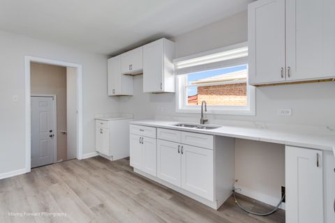 Tiny photo for 1651 E 91st Street, Chicago, IL 60617 (MLS # 12669132)