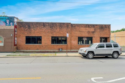 4511 W BELMONT Avenue Chicago IL 60641