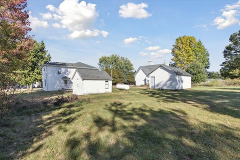 Tiny photo for 2683 W Florence Road, Freeport, IL 61032 (MLS # 12492901)