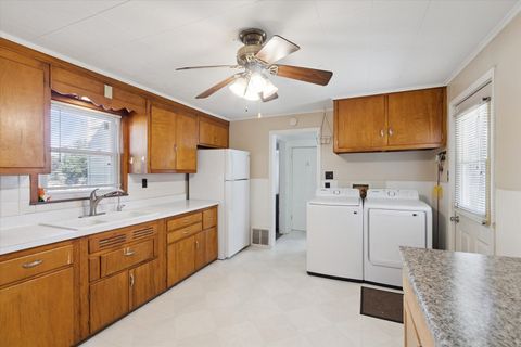 Tiny photo for 2683 W Florence Road, Freeport, IL 61032 (MLS # 12492901)