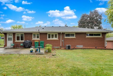 Tiny photo for 2004 Boehme Street, Lockport, IL 60441 (MLS # 12491855)