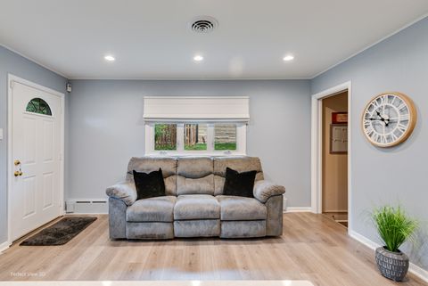 Tiny photo for 2004 Boehme Street, Lockport, IL 60441 (MLS # 12491855)