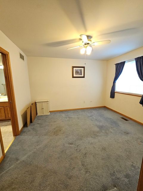 Tiny photo for 2013 Jeffrey Lane #2013, Elgin, IL 60123 (MLS # 12507211)