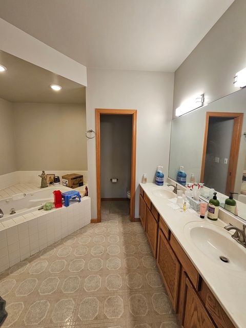 Tiny photo for 2013 Jeffrey Lane #2013, Elgin, IL 60123 (MLS # 12507211)