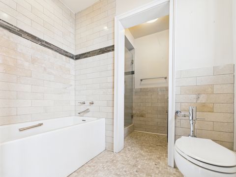 Tiny photo for 5555 S Everett Avenue #B3-4, Chicago, IL 60637 (MLS # 12352145)