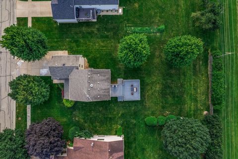 Tiny photo for 191 Meadows Drive, Sugar Grove, IL 60554 (MLS # 12487121)