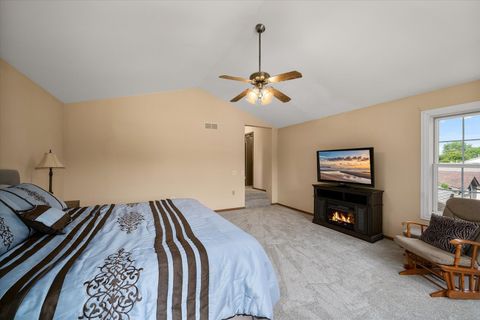 Tiny photo for 191 Meadows Drive, Sugar Grove, IL 60554 (MLS # 12487121)