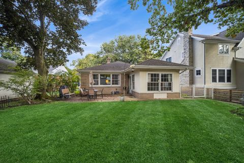 Tiny photo for 2239 Washington Avenue, Wilmette, IL 60091 (MLS # 12488779)