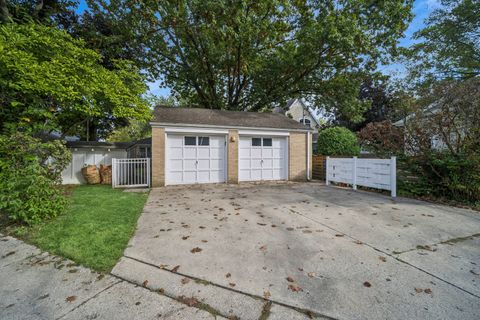 Tiny photo for 2239 Washington Avenue, Wilmette, IL 60091 (MLS # 12488779)