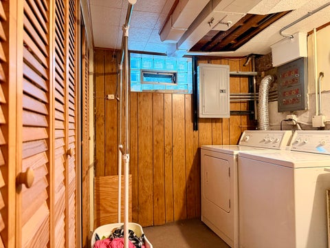 Tiny photo for 1105 E Oak Avenue, La Grange Park, IL 60526 (MLS # 12682976)