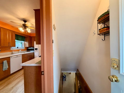 Tiny photo for 1105 E Oak Avenue, La Grange Park, IL 60526 (MLS # 12682976)