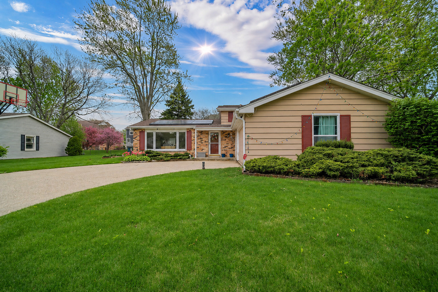 401 Greentree Parkway