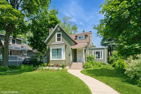 2617 Thayer Street Evanston IL 60201