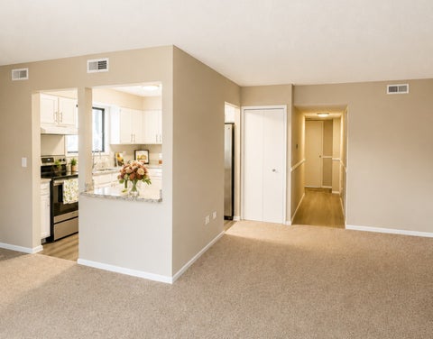 Tiny photo for 500 Valley Drive #301, Naperville, IL 60563 (MLS # 12726353)