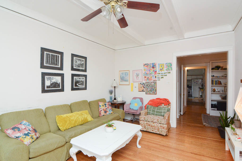 1400 W ROSEMONT Avenue 1