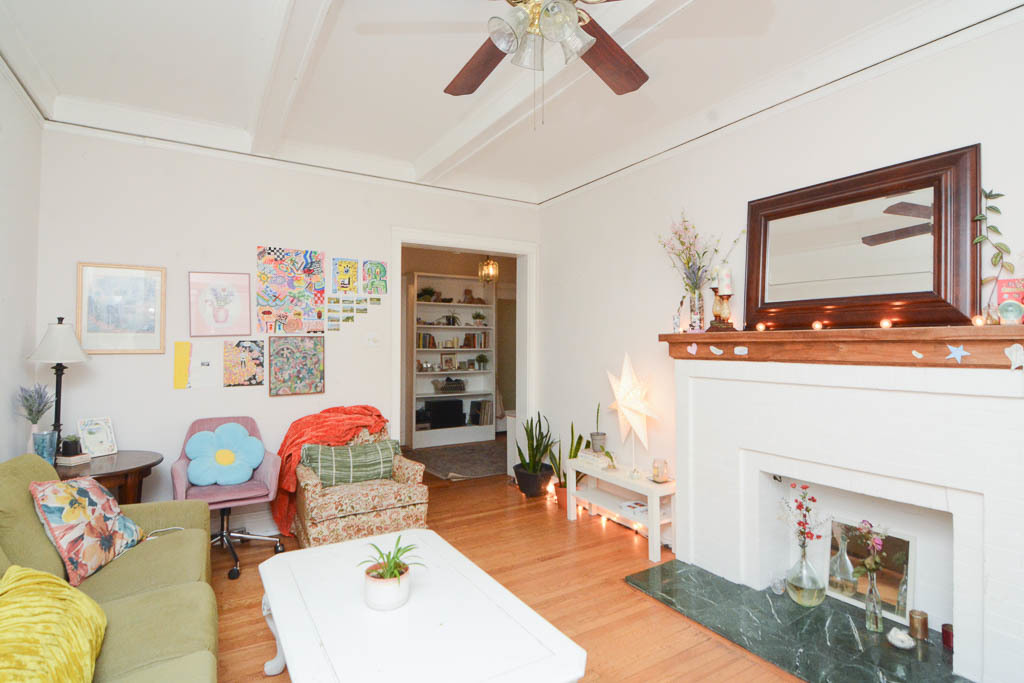 1400 W ROSEMONT Avenue 1