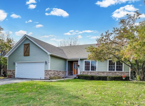 Photo of 1704 Cherry Court, Lake Villa, IL 60046 (MLS # 12501037)